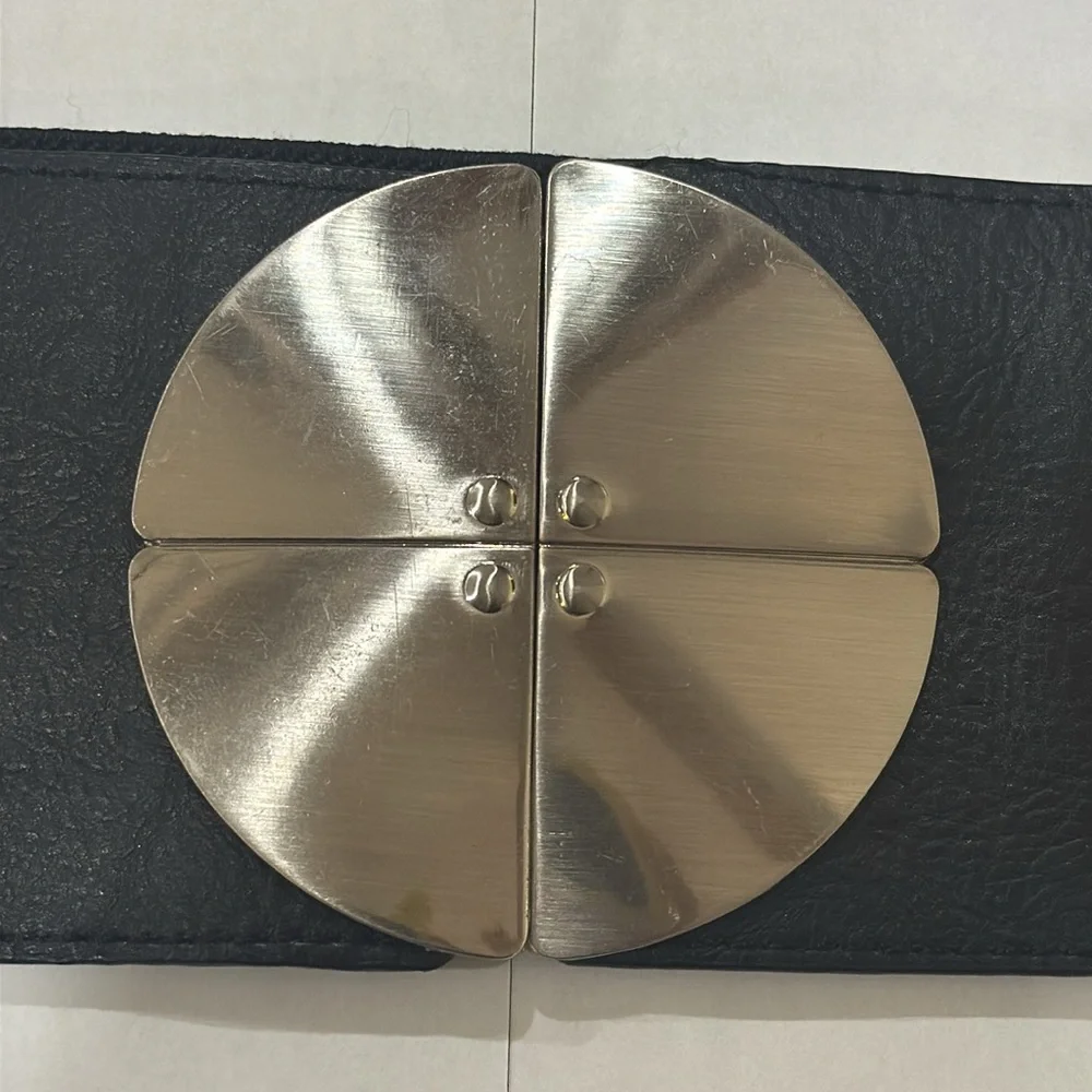 Black‎ Silver Disc Stretch Belt